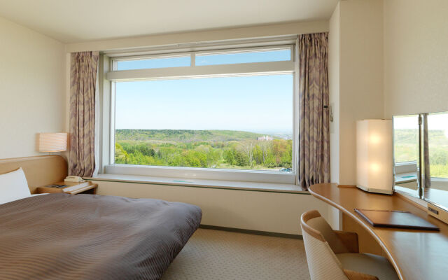 Sapporo Kitahiroshima Classe Hotel