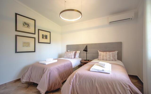 Villa Angelica by Portucasa