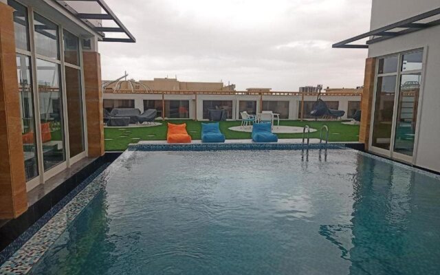 Rooms Hotel
