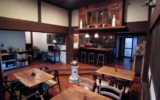 Guest House Kamejikan - Hostel