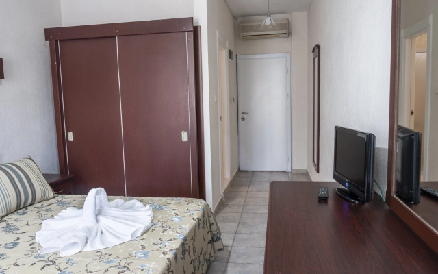 Side Spring Hotel
