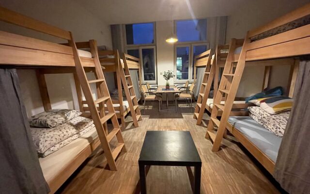 JC&BLUE Guesthouse - Hostel