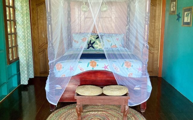 Dolphin Bay Hideaway