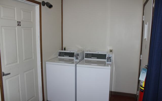 Brown's Motel Aberdeen