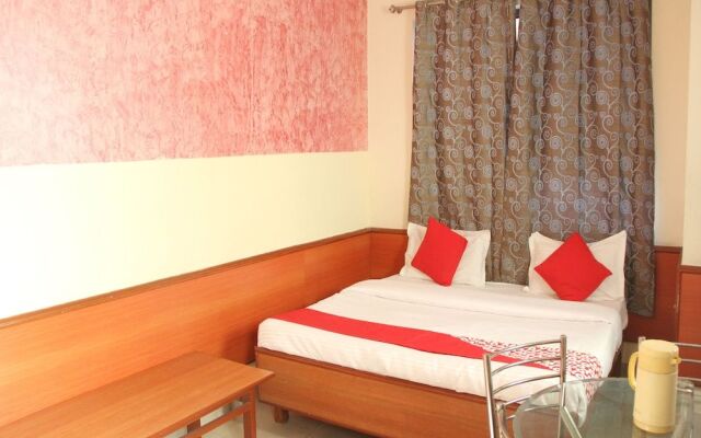 OYO 14067 Hotel Suryamani
