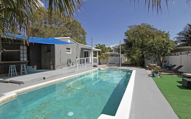 Tarpon River Getaway