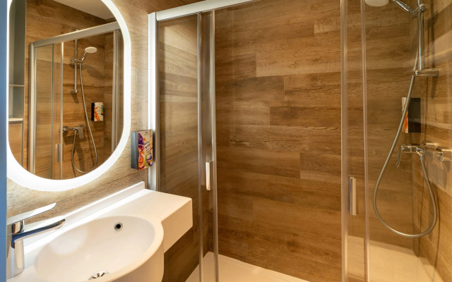 Sure Hotel by Best Western Dole