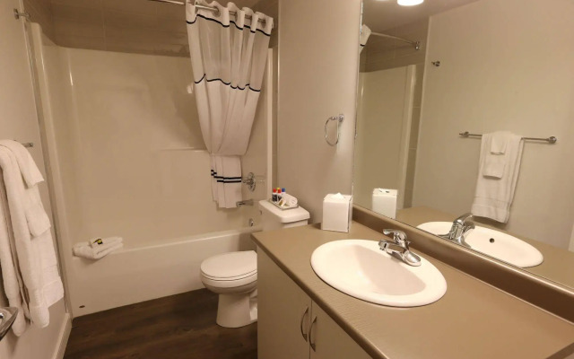 Ramada by Wyndham Fort McMurray
