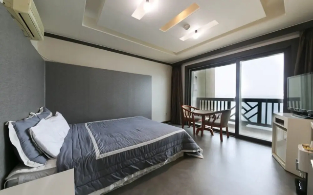 Namhae Mont Blanc Beach