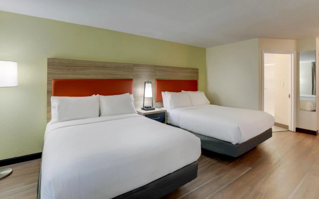 Candlewood Suites Lexington by IHG