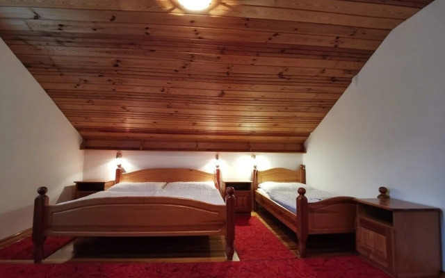 Rooms and Apartments Panker