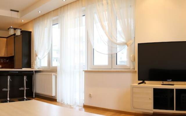 Apartament F&J 12