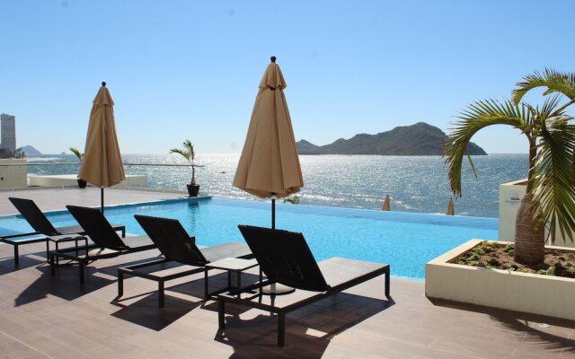 thelocal Hotels Mazatlan