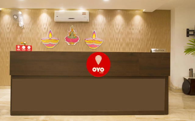OYO 10225 Hotel Sree Chandana
