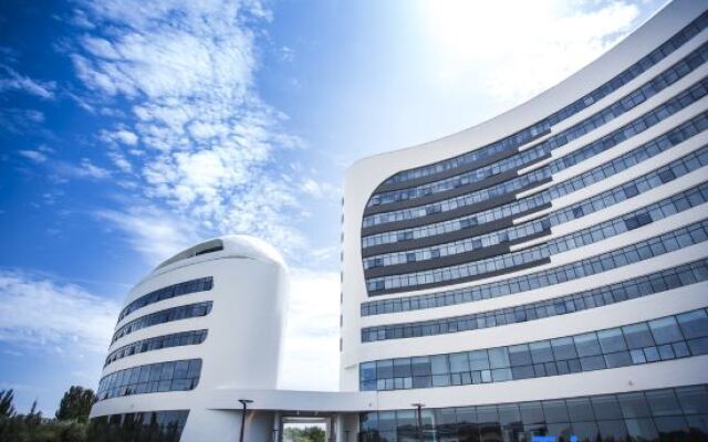 Xingtai Blue Horizon Grand Holiday Hotel