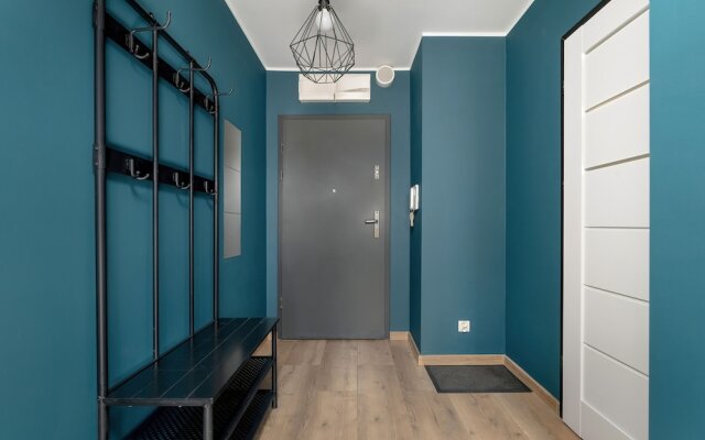 Loft Antresola&balkon Poznań by Renters