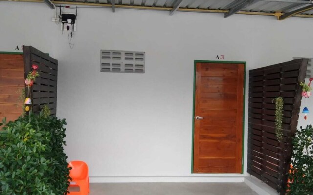 Moo Yim Resort