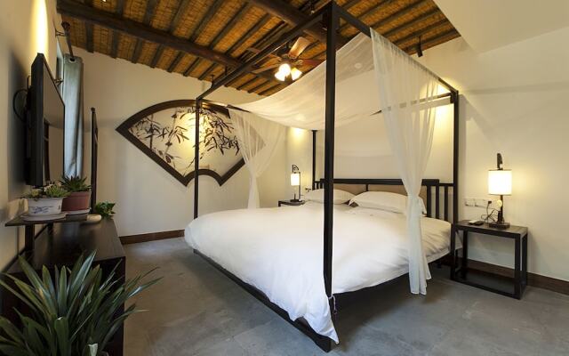 Wuzhen Ziye Musu Inn