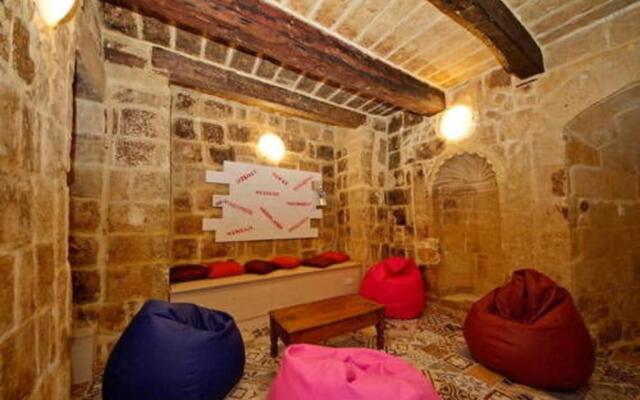 Vallettastay Dormitory shared hostel