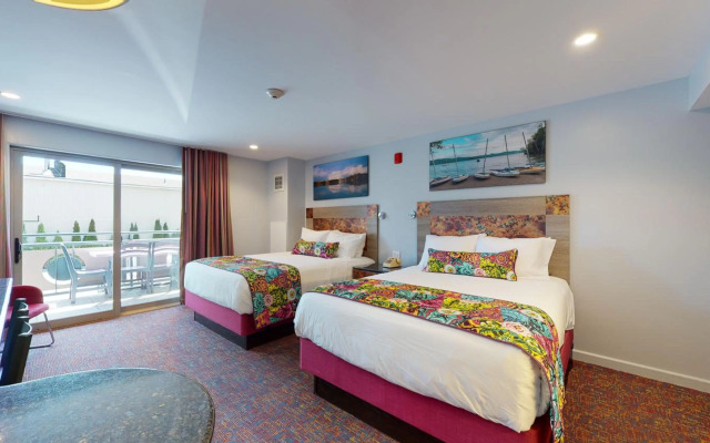 Surfside On The Lake