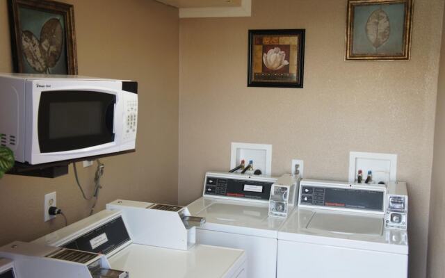 Days Inn by Wyndham Victorville