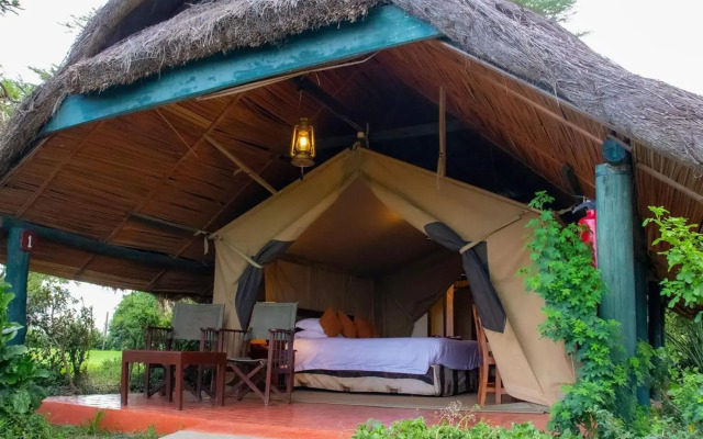 Sweetwaters Serena Camp