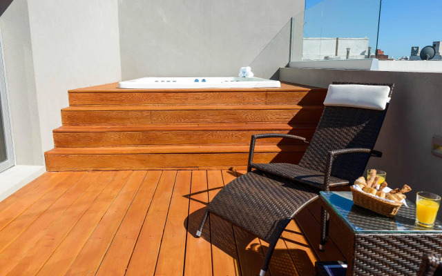 Merit Montevideo Apart & Suites