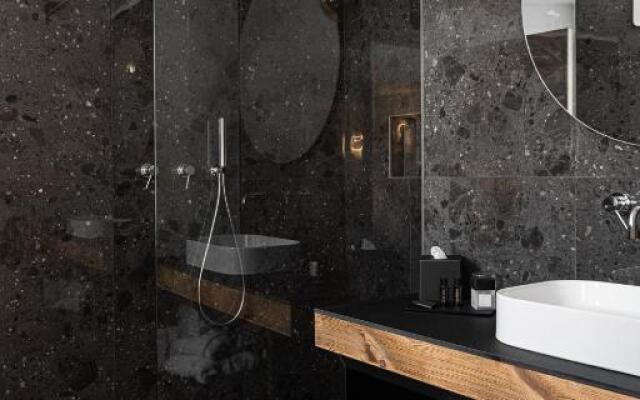 Alpuris Your Boutique Suite