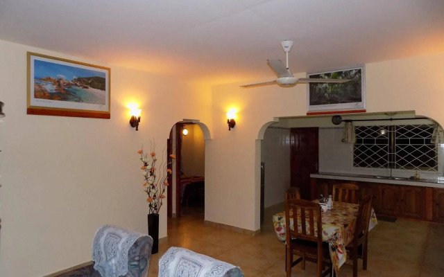Green Palm Self Catering and Chalets