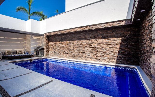 Private Pool - Near Beach - Restaurants