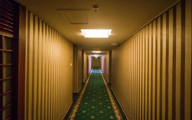 Yutian Hotel