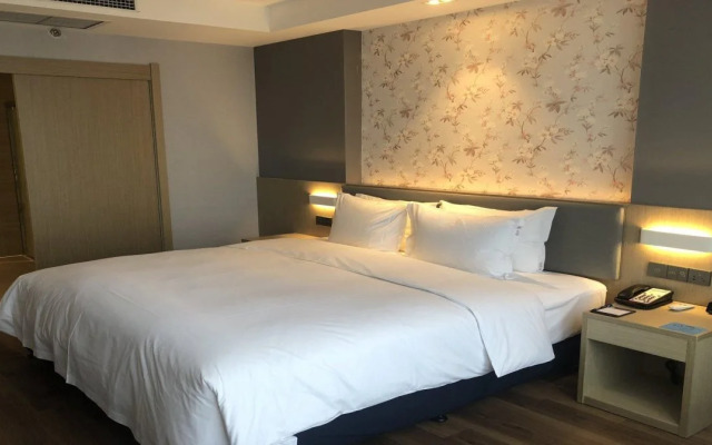 Holiday Inn Express Linyi Riverside by IHG