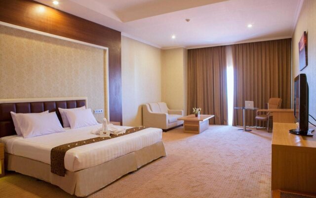 Surabaya Suite Hotel