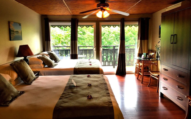 Paradise Bay Resort