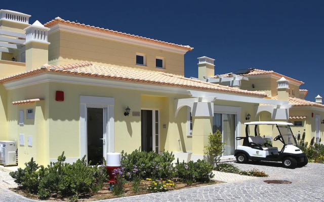 Holiday home for max. 4 pers. in Castro Marim with a shared pool