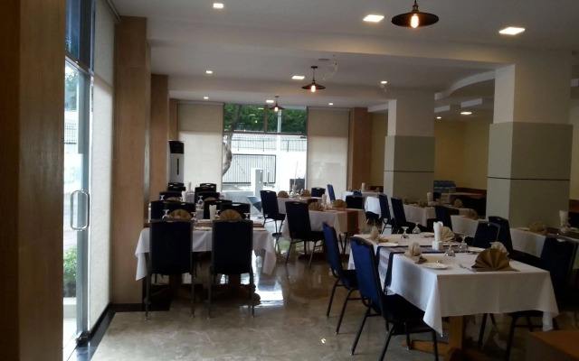 Hotel H Valley Yangon