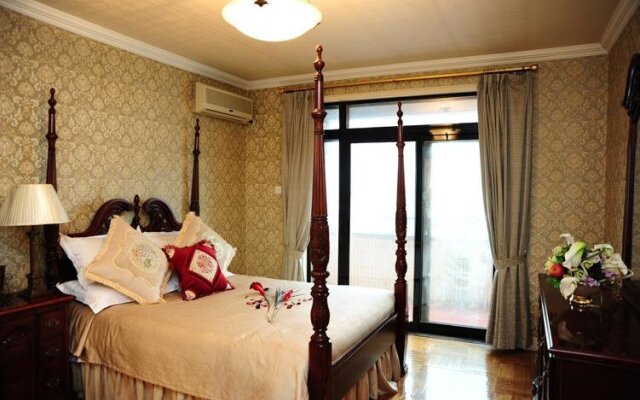 Patina Court All Suite