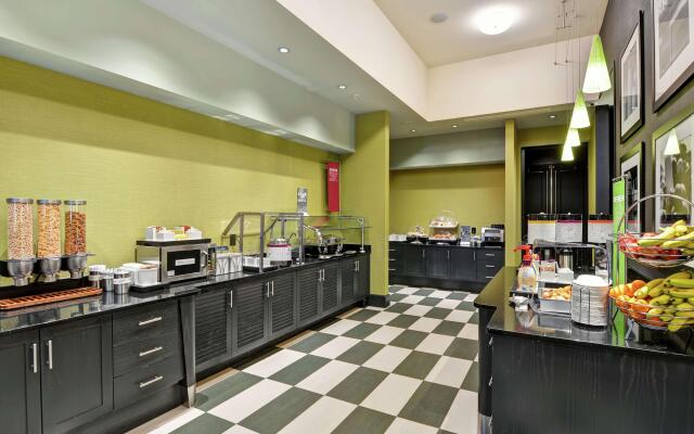 Hampton Inn & Suites Raleigh/Crabtree Valley