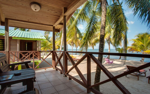 Palm Cove Cabins