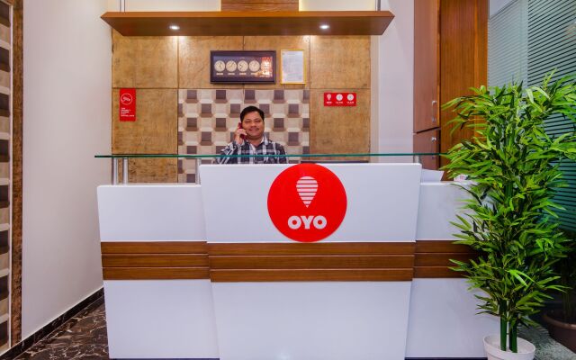 OYO 13614 Hotel Axis International