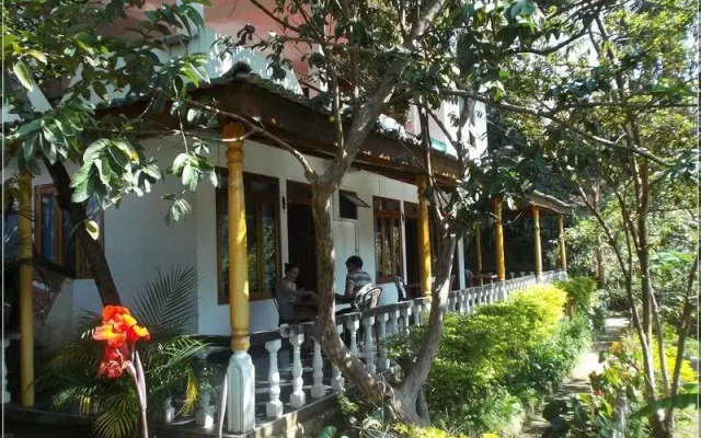 Village Inn Hostel