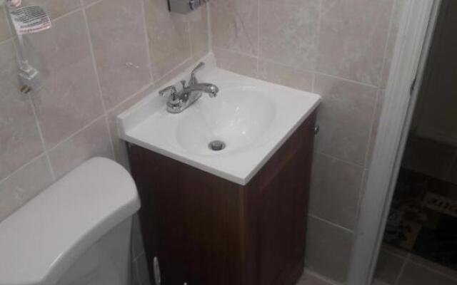 Studio And 1 Bedroom Apartments - Bronx