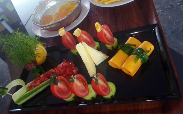 Kanyonvadi Hotel
