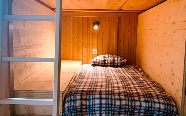 Freeride Hostel & Bar lounge