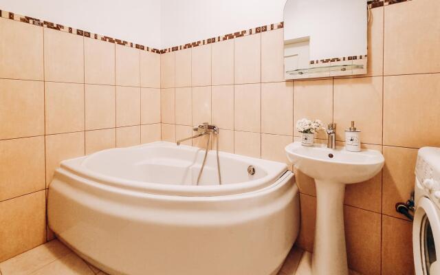 LovelyHome 39 (Lovelyhome 39) on 77A Komsomolskaya Street