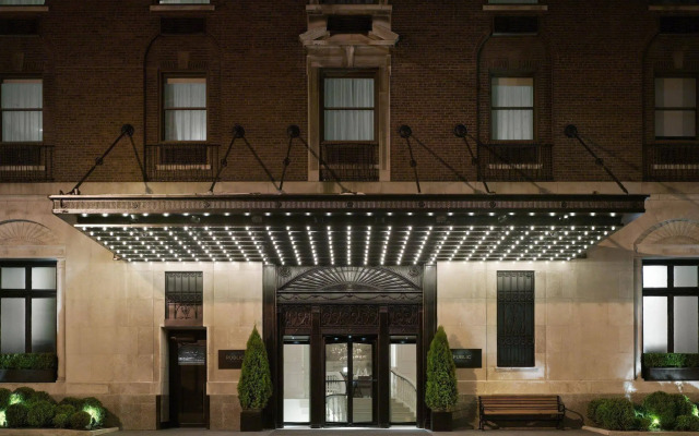 The Chicago Hotel Collection Ambassador Gold Coast