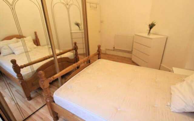 Immaculate One Bed in Tower Bridge Luxurious Taste