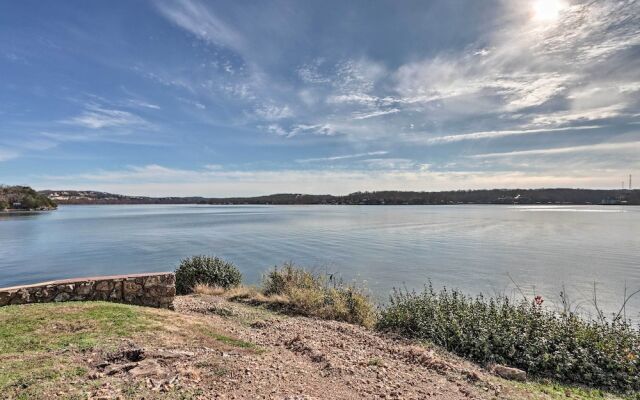 Lake-view Margaritaville Retreat w/ Screened Porch