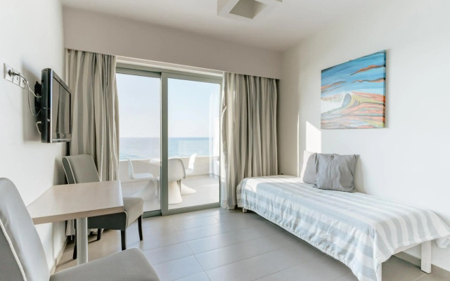 Palm Beach Hotel Apartments