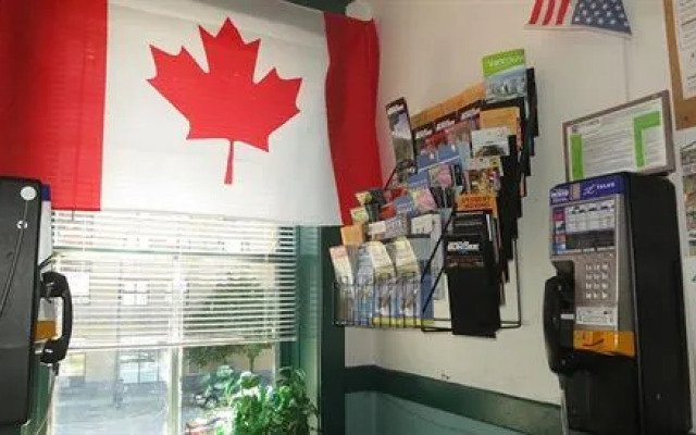 C&N Backpackers Hostel Vancouver